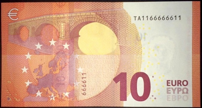 10 euro Europa Series Ireland Radar ca.2015 Draghi T002A1.jpg